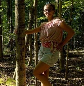 Meet your Posher, Brinlee